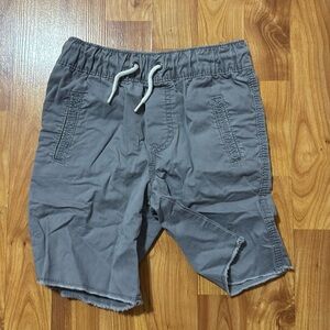 Boys shorts size 4/5 Oshkosh